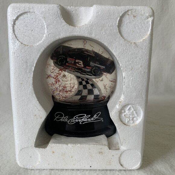 DALE EARNHARDT SR NASCAR RARE WATERGLOBE #3 ORIGINAL BOX TARGET EXCLUSIVE RARE - Picture 8 of 12